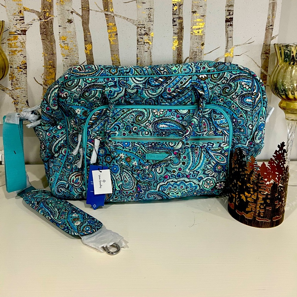 NWT Vera Bradley Iconic Weekender Travel Bag